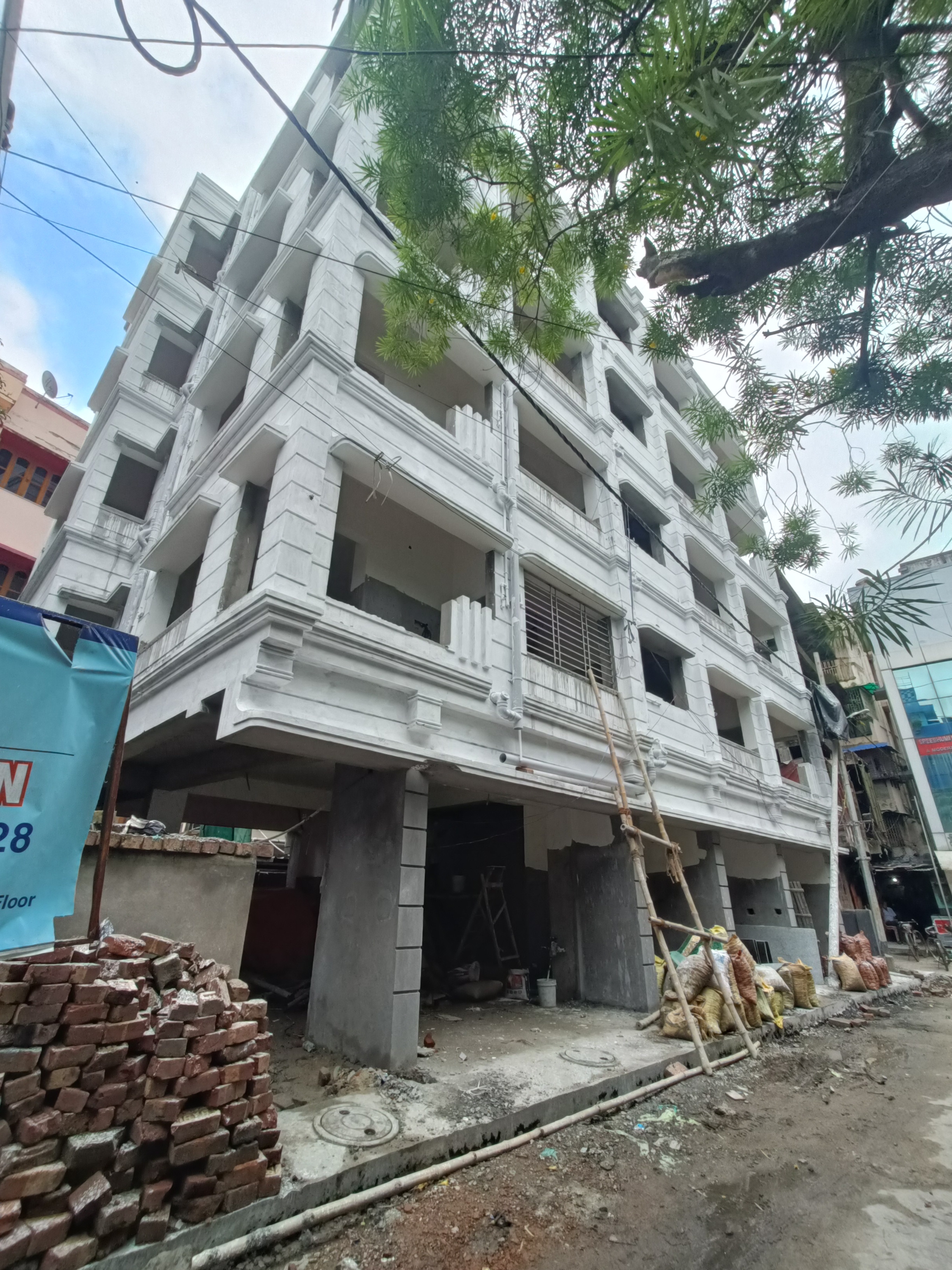 Shree Dham Apartment - Laketown, Sreebhumi , Kolkata